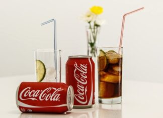 Czy coca cola można udrożnić rury?