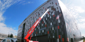 Usługi wysokościowe przy czyszczeniu elewacji