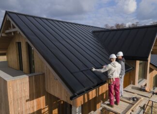 Technologia montażu dachówek płaskich